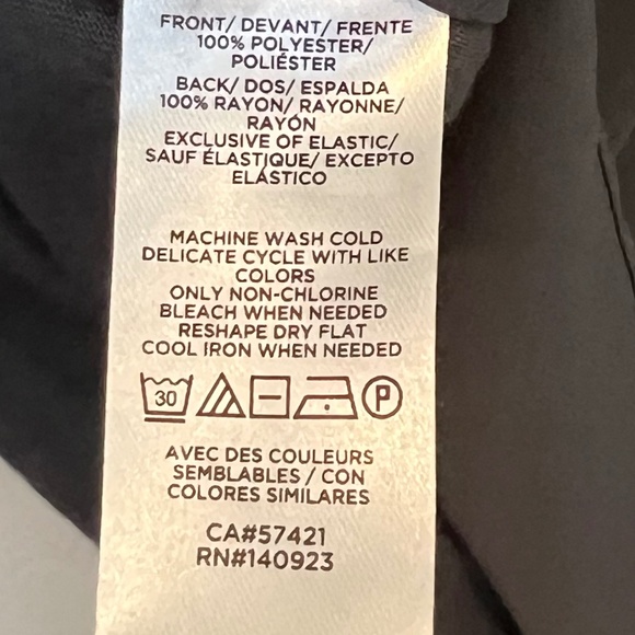 LOFT Mixed Media Sleeveless Women's Grey Blouse - Size Small Preowend - Picture 4 of 4